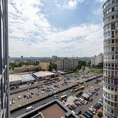 Fashionable Apartments. Smartplaza Metro Minskaya. Obolon Kiev Exterior foto