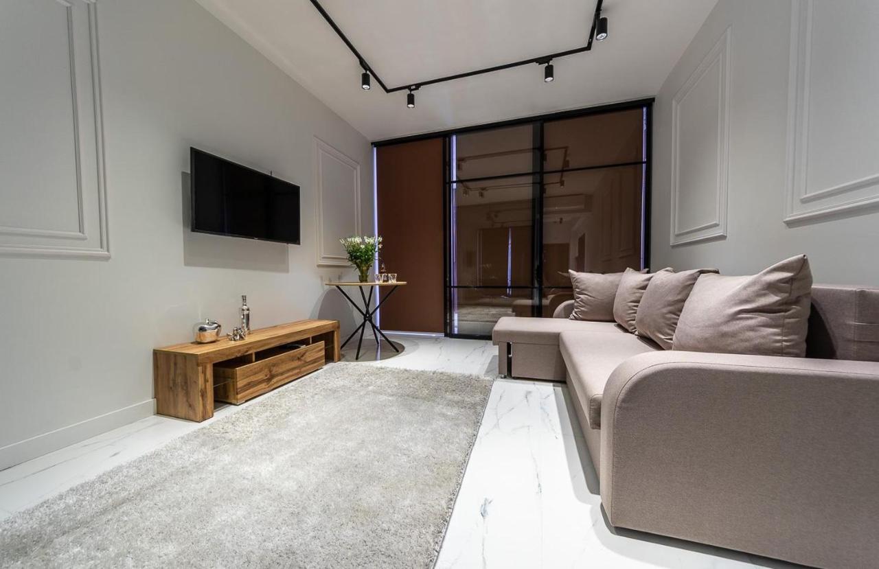 Fashionable Apartments. Smartplaza Metro Minskaya. Obolon Kiev Exterior foto