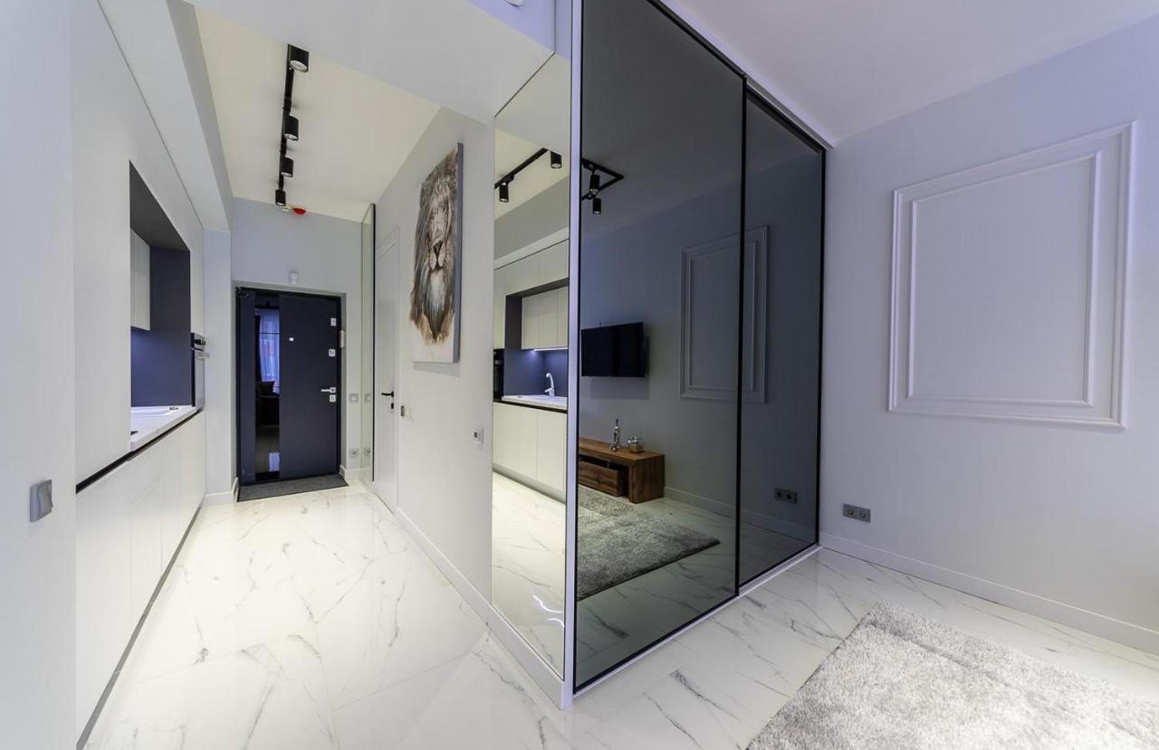 Fashionable Apartments. Smartplaza Metro Minskaya. Obolon Kiev Exterior foto