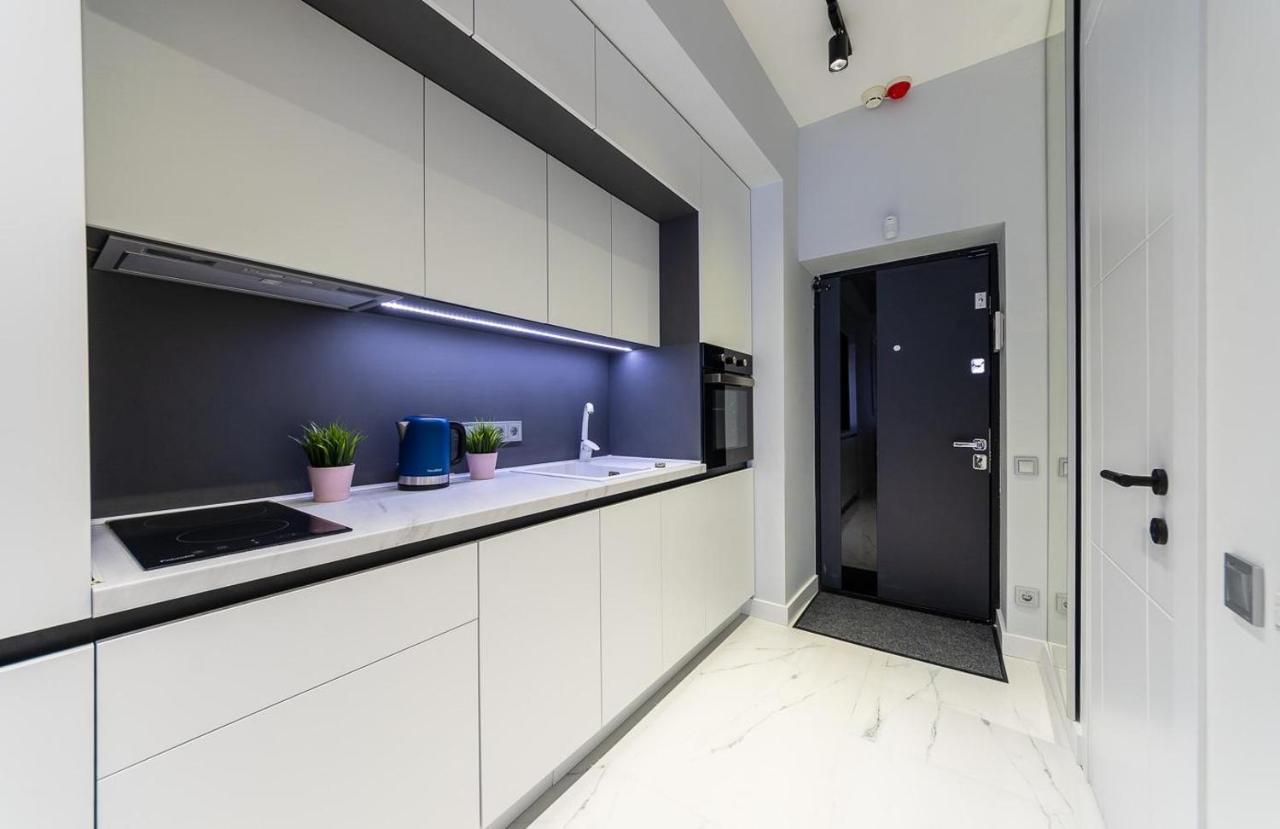 Fashionable Apartments. Smartplaza Metro Minskaya. Obolon Kiev Exterior foto